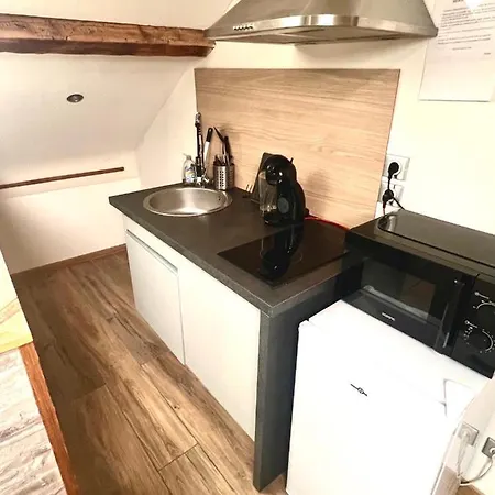 Delille Pere Et Fils 아파트 알베르빌