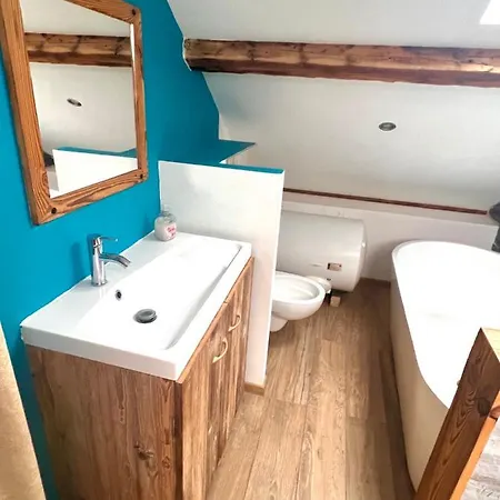 Delille Pere Et Fils Apartment